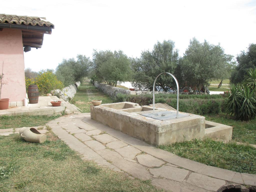הוילה אבולה Le Mangiatoie Del Re Giordano מראה חיצוני תמונה